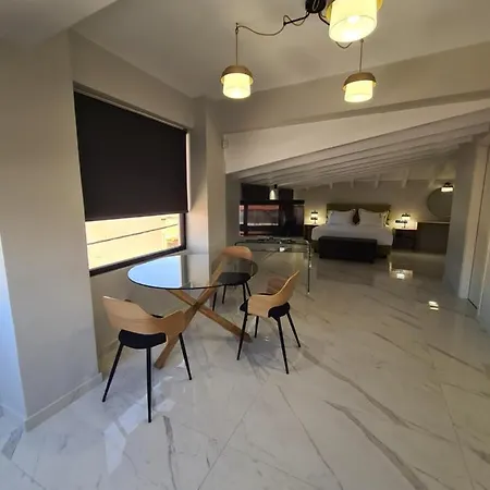 Ilia's Luxury - Adults Only Penzion 4*