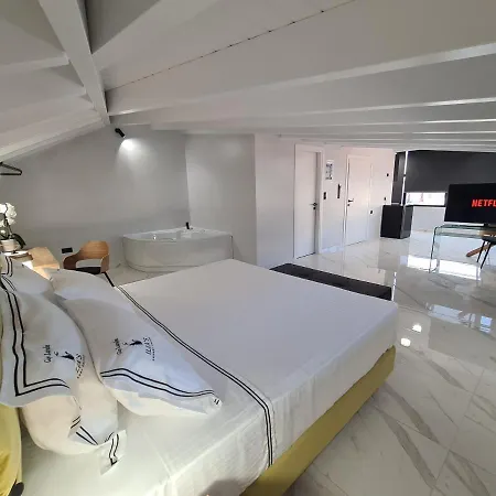 Penzion Ilia's Luxury - Adults Only