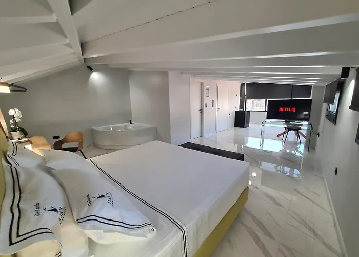 Maison d'hôtes Ilia's Luxury - Adults Only